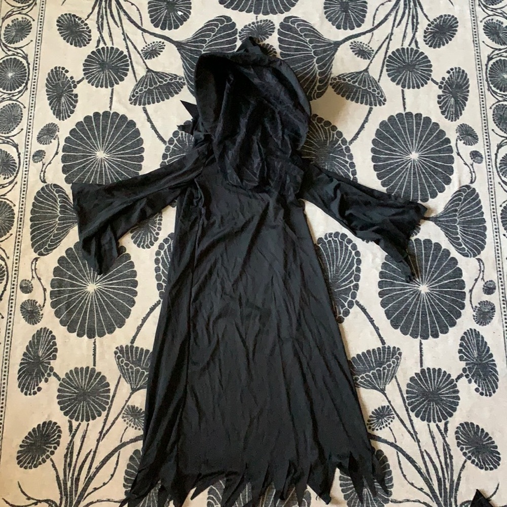 HALLOWEEN | Child’s Sz M (7/8) Wraith Cloak Costume